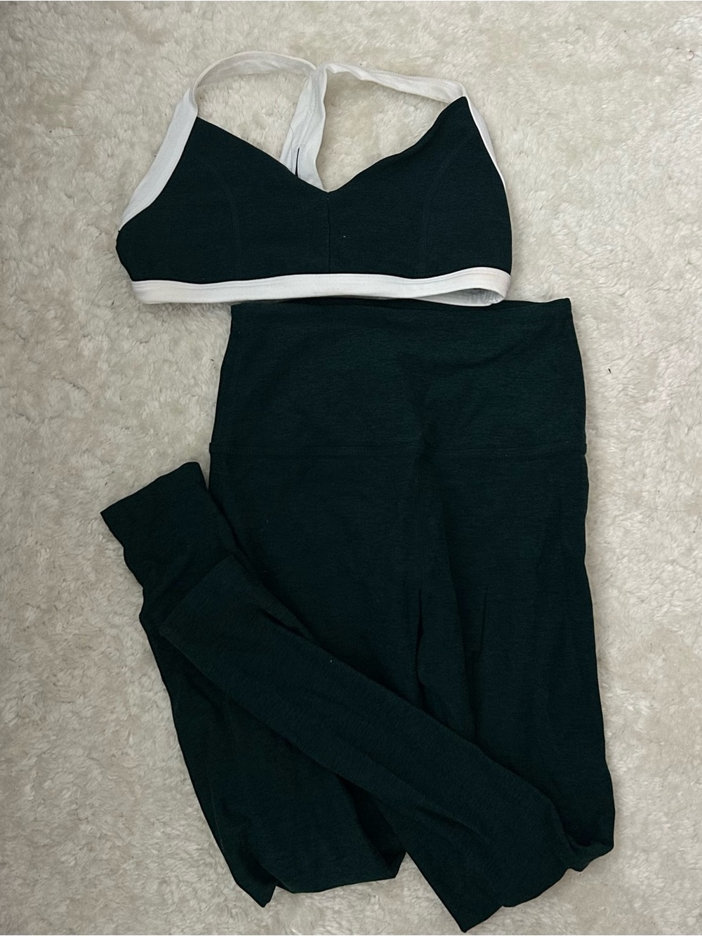Beyond Yoga Dark Green Set